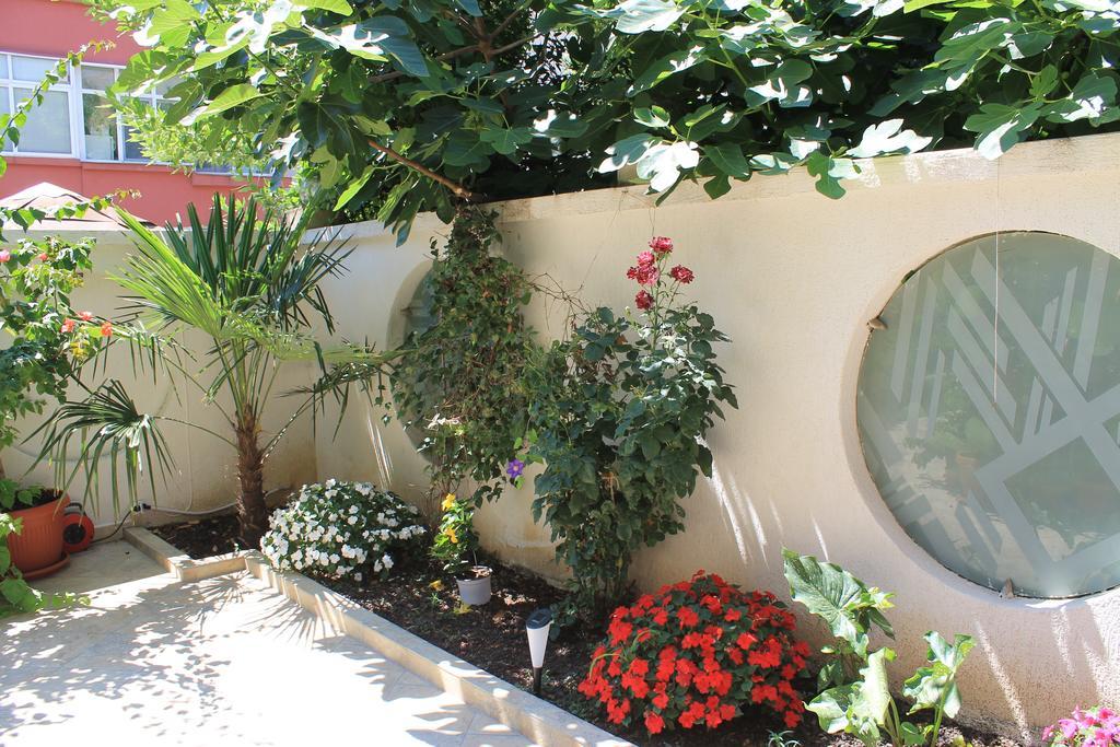 Stela Guest House Tsarevo Exterior foto