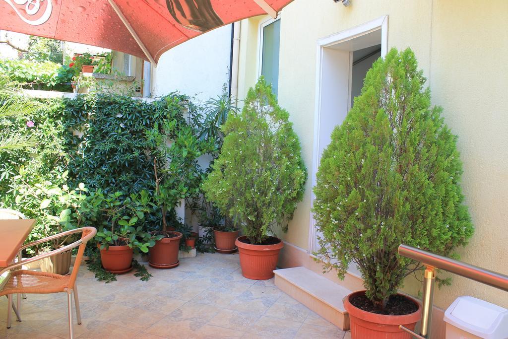 Stela Guest House Tsarevo Exterior foto