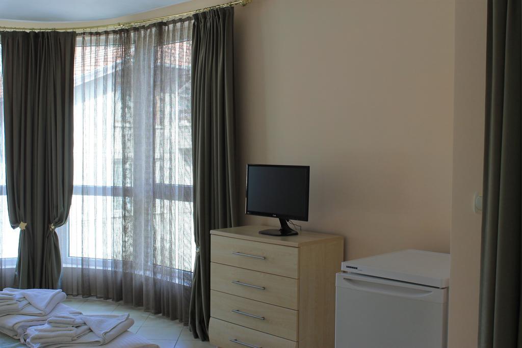 Stela Guest House Tsarevo Habitación foto