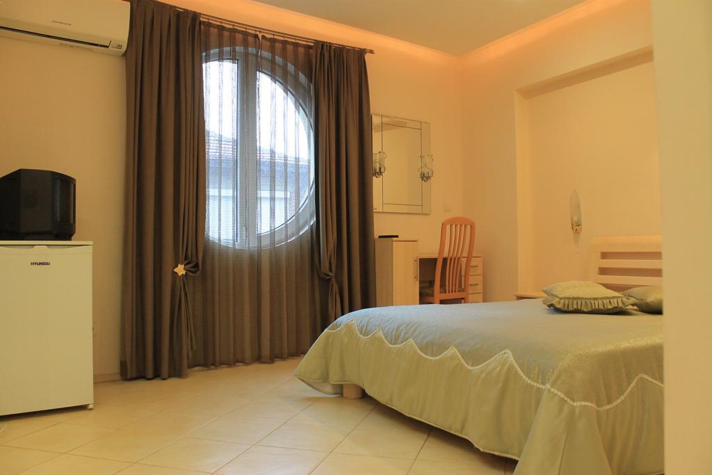 Stela Guest House Tsarevo Habitación foto