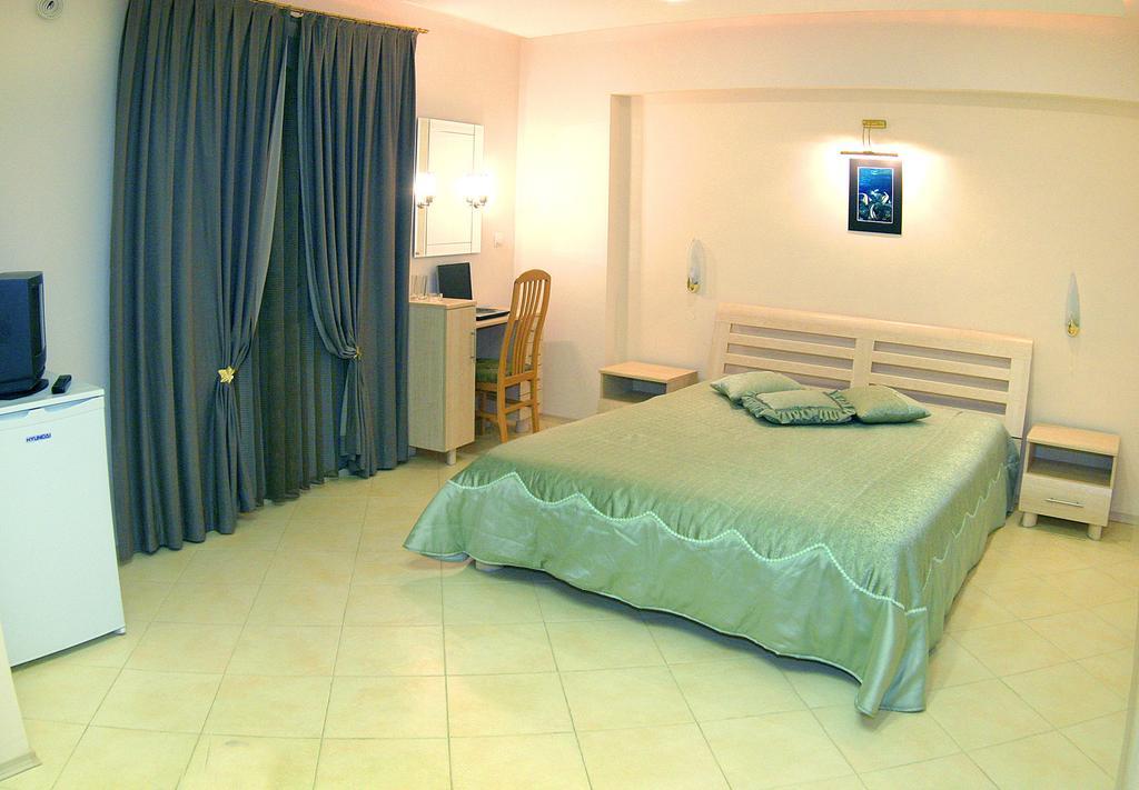 Stela Guest House Tsarevo Habitación foto